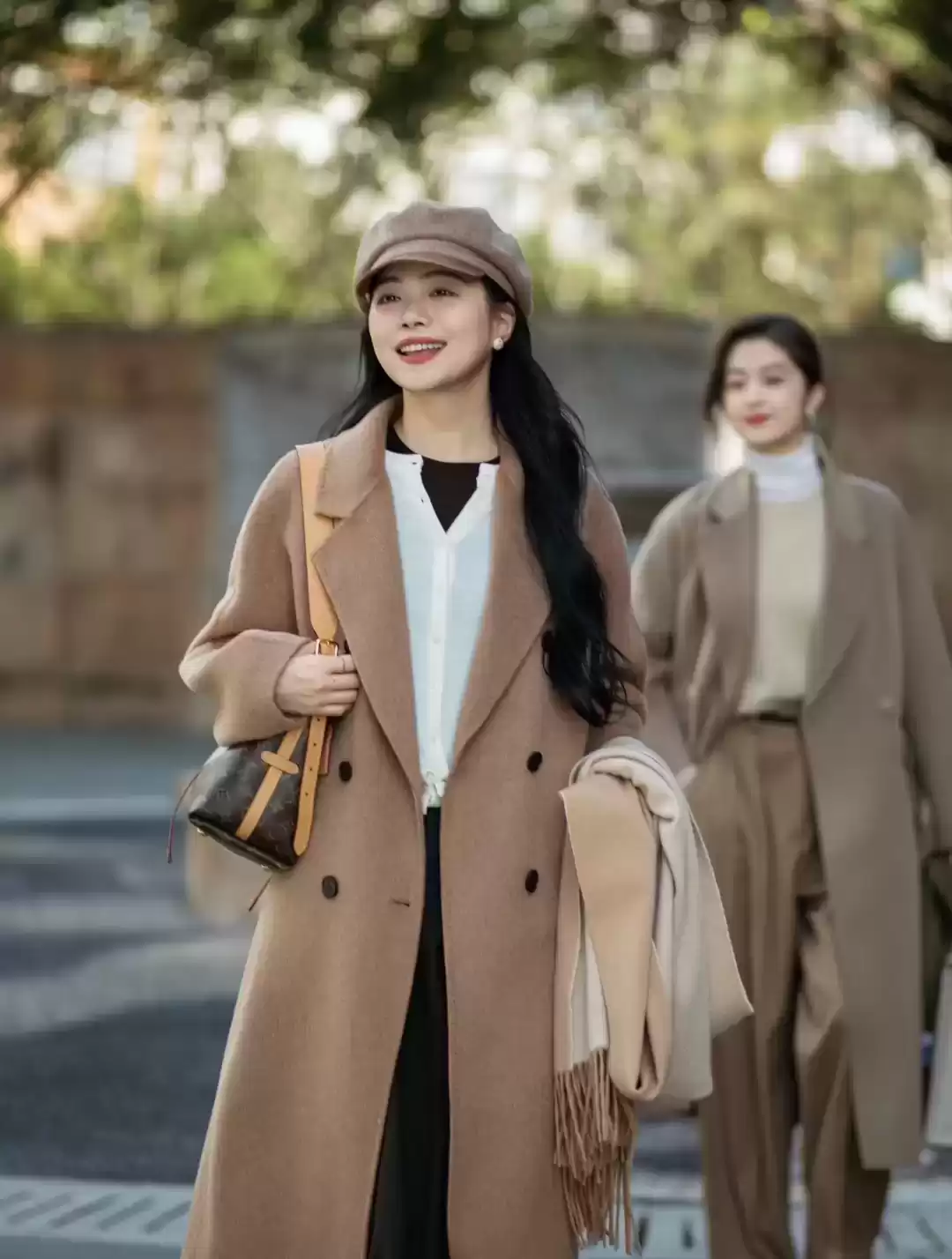 四十岁女人穿衣搭配秘诀：4个技巧展现优雅气质，美出新境界