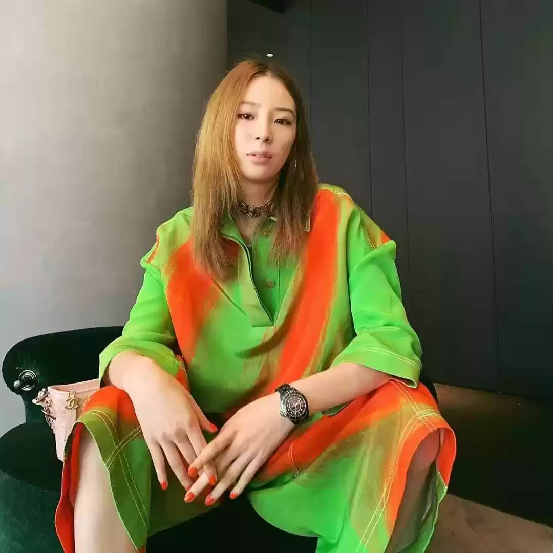 穿衣的颜色搭配