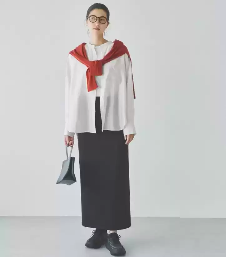 日本主妇穿搭美学揭秘：松弛感穿搭的显瘦密码