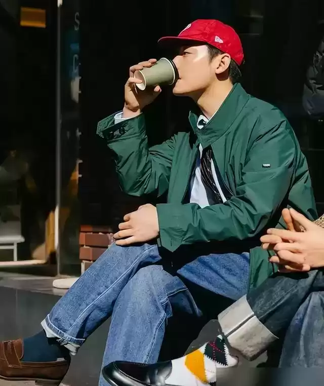 个子高的男生穿衣搭配