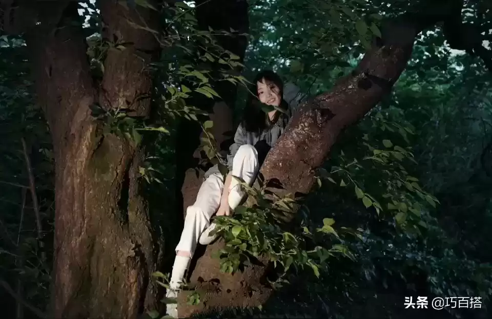 金高银私服穿搭解析：每一套都美在心坎里的时尚秘诀