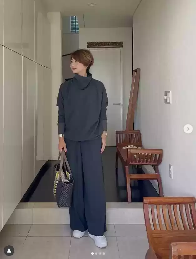 日本主妇的穿搭哲学：简约法则塑造高级气质