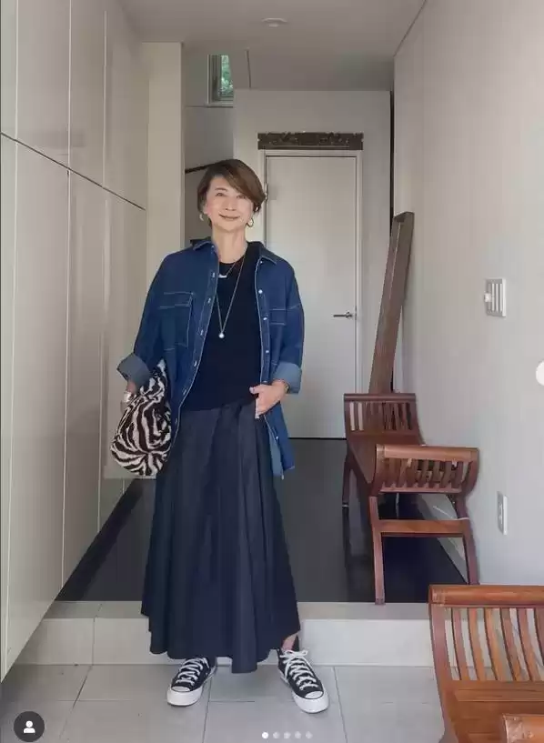 日本主妇的穿搭哲学：简约法则塑造高级气质