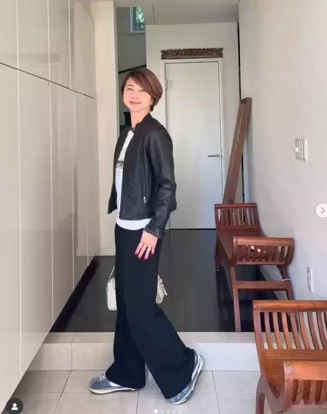 日本主妇的穿搭哲学：简约法则塑造高级气质