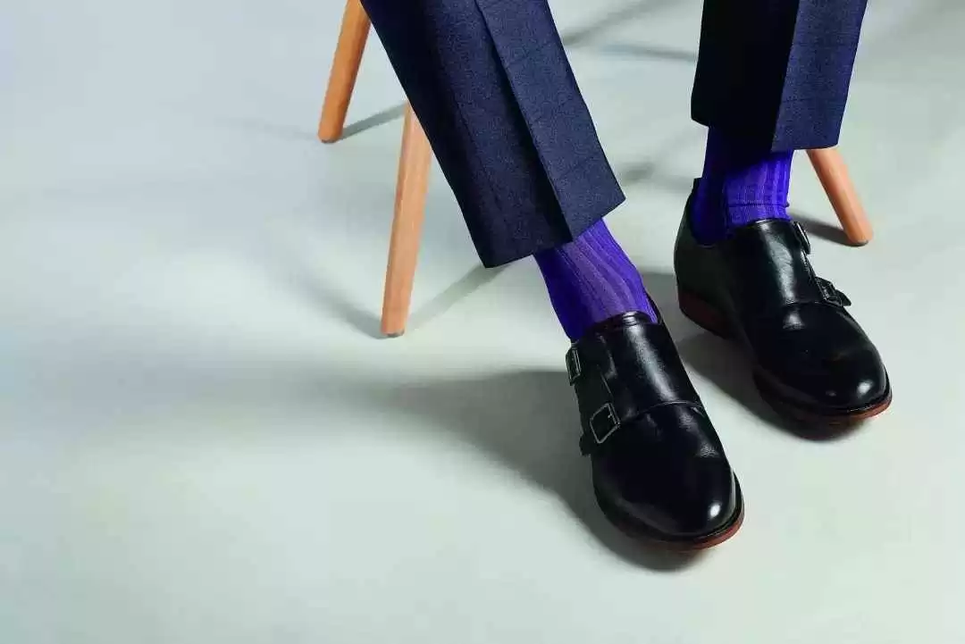 男生穿搭提升秘籍:四件潮流单品让你轻松变型男