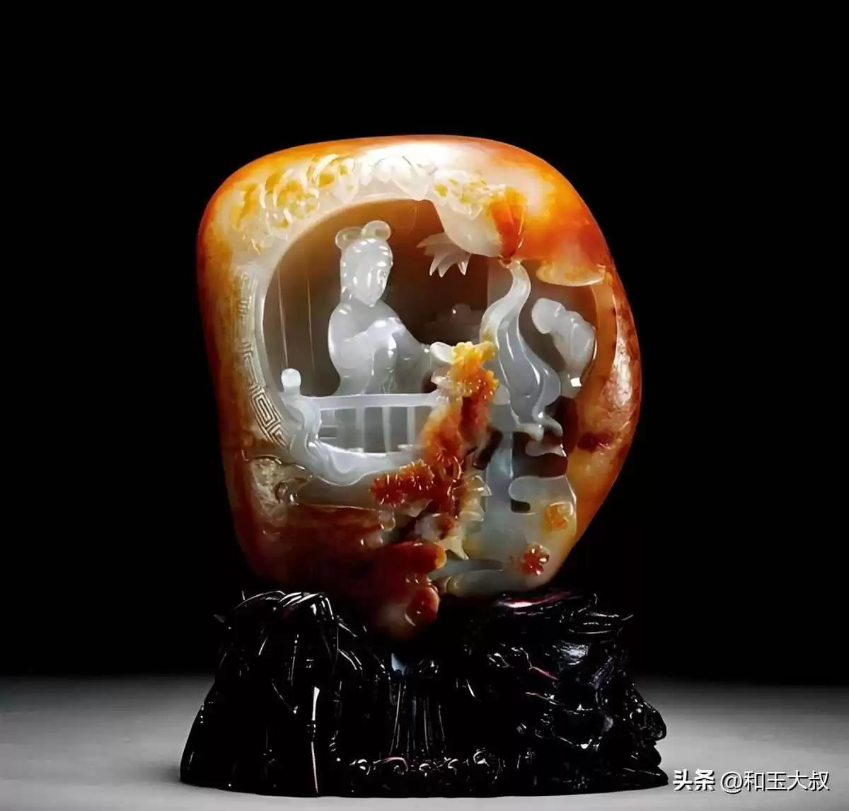 碧玉穿搭秘籍:和田玉与日常服饰搭配,同色系法则让你告别土气,高级感爆棚!