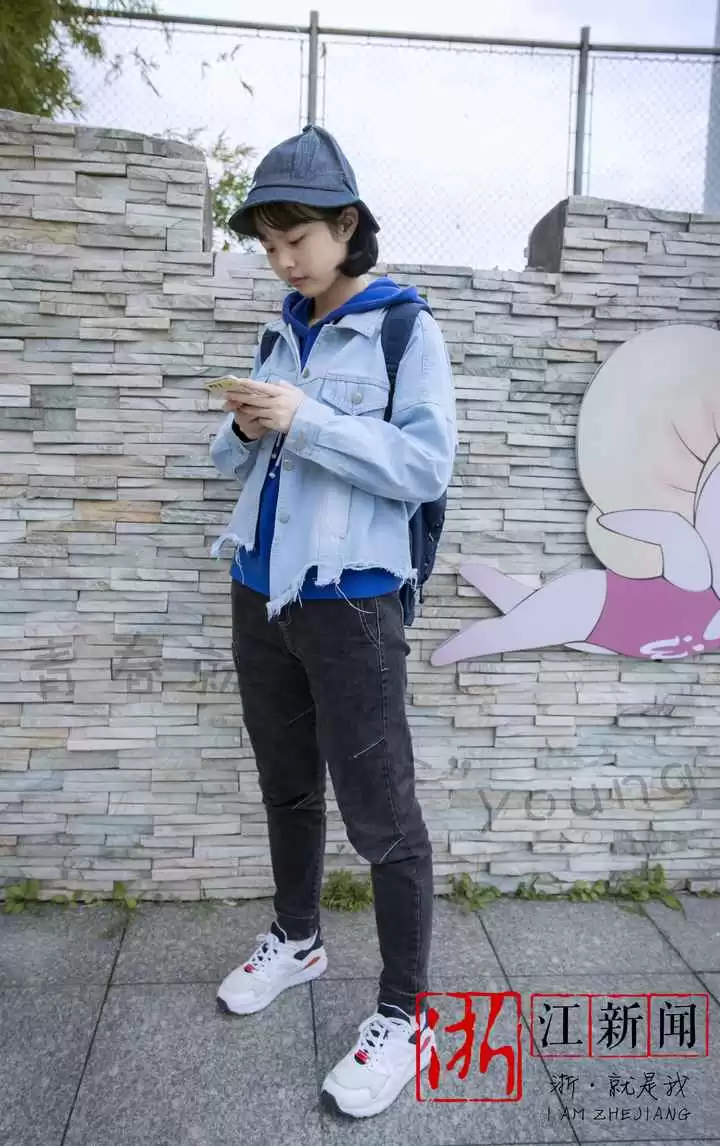 温州秋季穿衣搭配 街拍|乱穿衣的季节,最会搭配的你