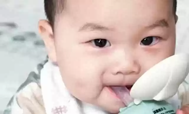 1岁宝宝聪明育儿法:3个关键点,很多家长第一步就错! 1岁宝宝聪明育儿法:3个关键点,很多家长第一步就错!