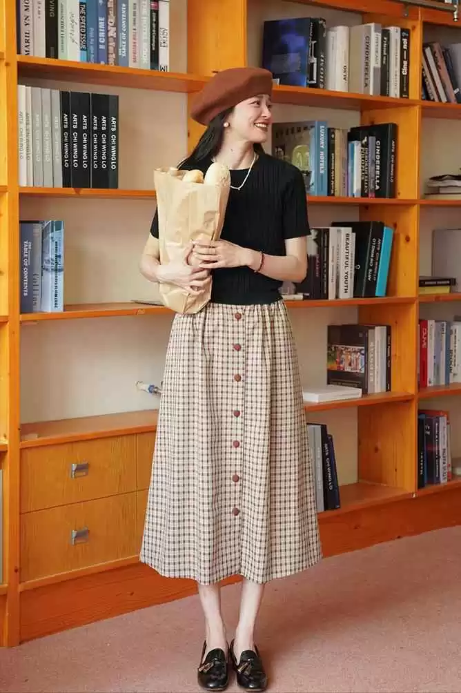 下身胖怎么穿衣搭配?上身瘦下身胖的4个穿搭技巧,比例更协调