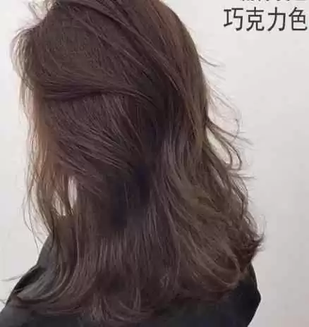 巧克力色穿搭全攻略：三招穿出高级感，轻松摆脱沉闷！