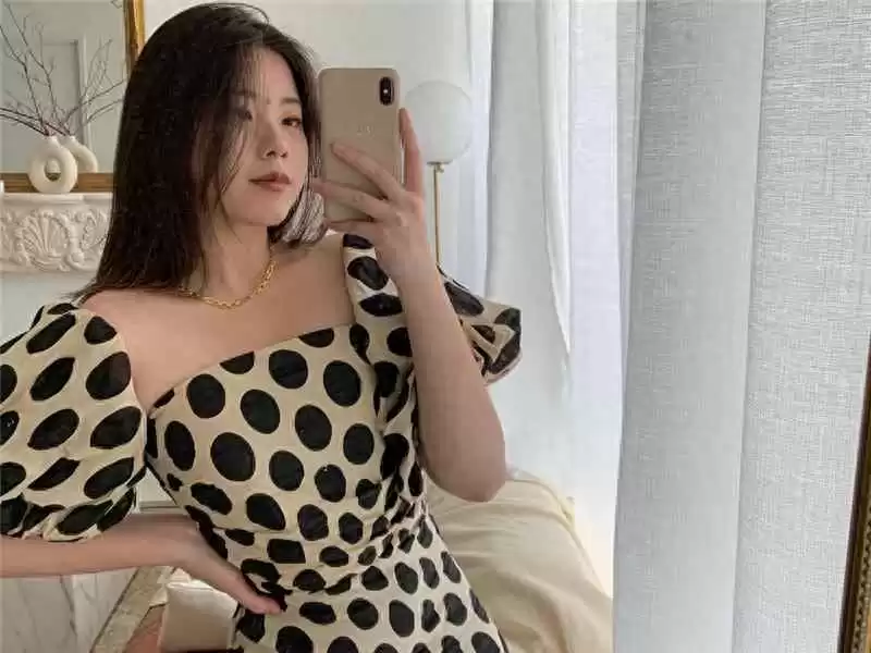 矮胖女孩夏季穿搭逆袭：130斤博主显瘦技巧大公开，轻松穿出90斤视觉感！