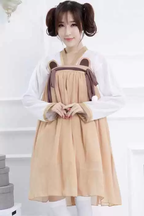 东方风骨，职场新章：一件女士中式西服如何让你美得从容又高级