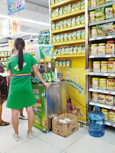 促销员到底是干啥的？机场里的升舱达人与商场里的隐形顾问