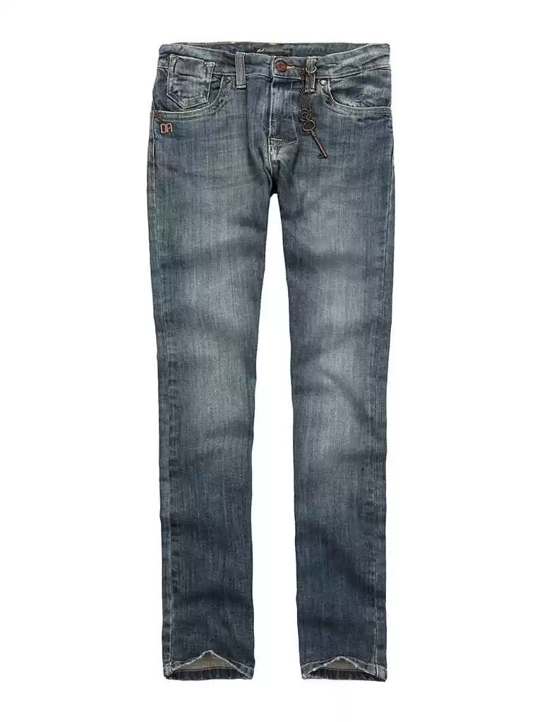 挑对牛仔裤材质，解锁舒服又好看的穿搭密码