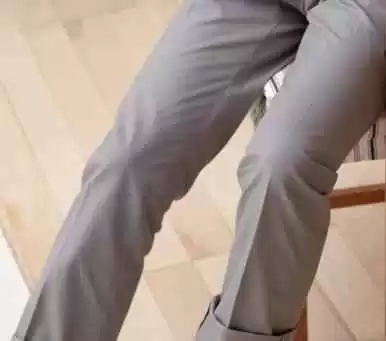 白鞋配裤全攻略从经典到潮搭一网打尽