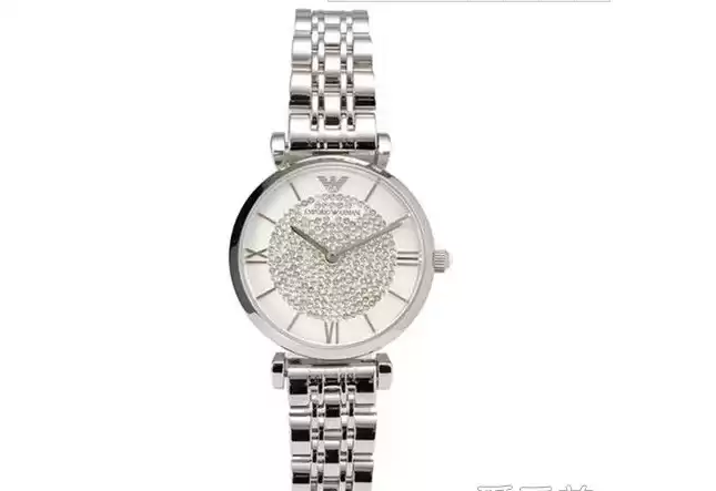 聊透阿玛尼 从一套西装到一个世界