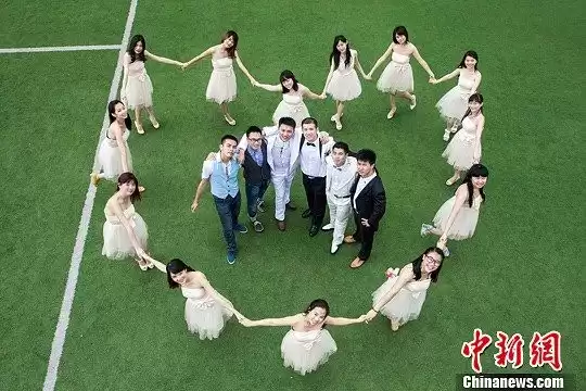 青春定格术：毕业照穿搭全攻略，让你在人群中脱颖而出