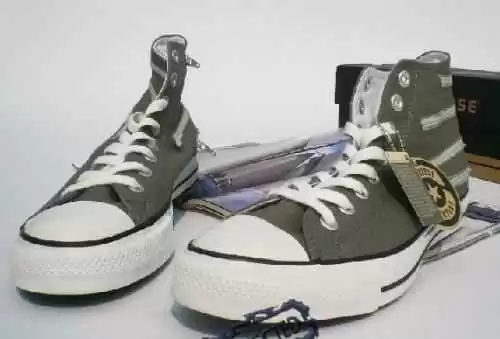 一双帆布鞋的百年江湖:匡威到底是啥来头? 一双帆布鞋的百年江湖:匡威到底是啥来头?