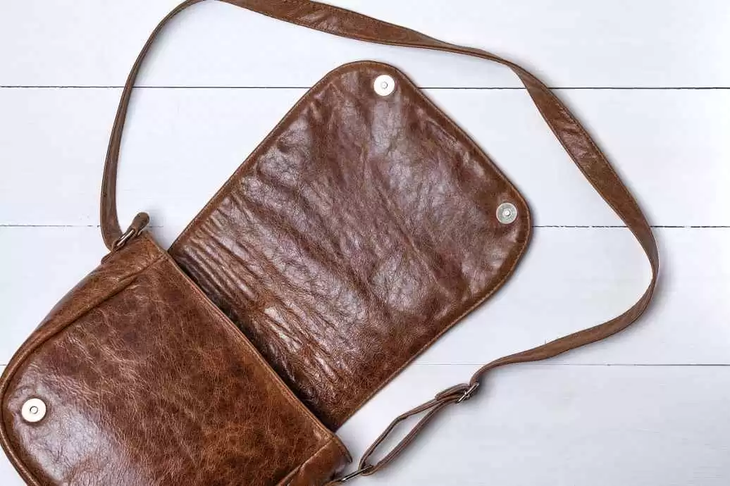 头层牛皮除牛反绒到底啥意思?老司机掏心窝子跟你唠明白 头层牛皮除牛反绒到底啥意思?老司机掏心窝子跟你唠明白