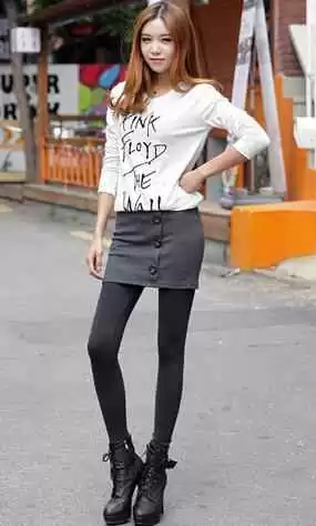 打底裤配鞋全攻略:从运动鞋到靴子的万能搭配法则