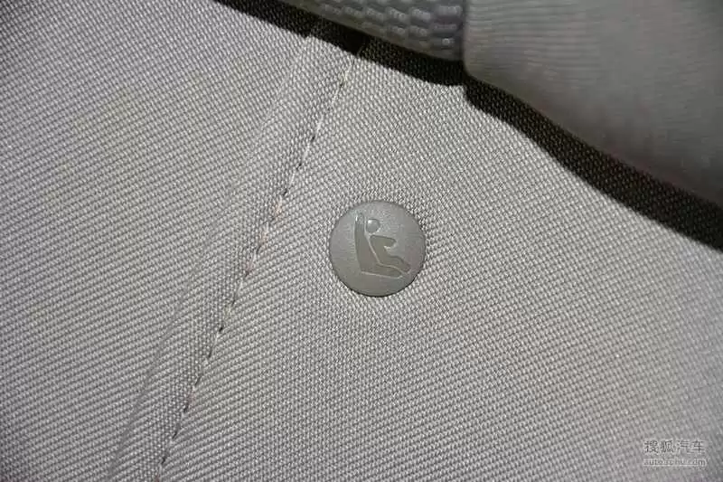 浅色是什么颜色 全面解读柔和色彩的魅力