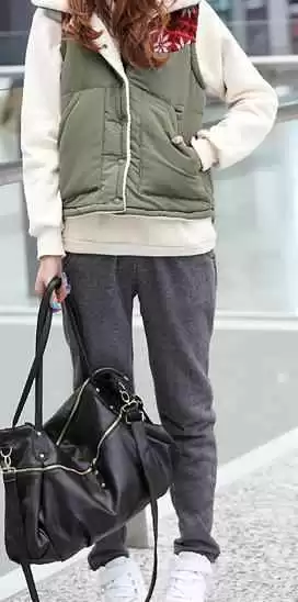 灰色裤子配啥上衣不显沉闷 这份搭配指南让你从衣柜找灵感 灰色裤子配啥上衣不显沉闷 这份搭配指南让你从衣柜找灵感