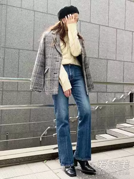 牛仔裤配外套穿出割裂感?那是你没试过这几种王炸组合