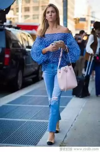 牛仔长裙配啥上衣才好看 这几种穿法让你美得不费劲