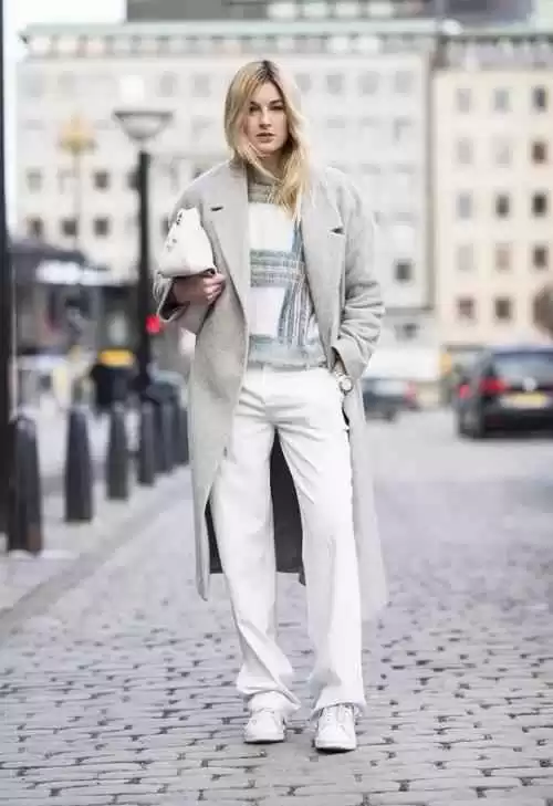 白色衣服配啥颜色裤子 这份攻略让你从夏天靓到秋天