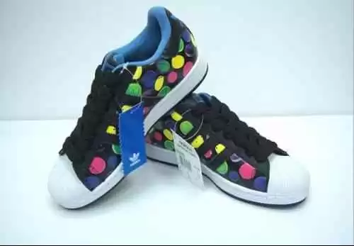 真正耐穿的鞋子，是陪你走过几万步依旧笑对人生的老友