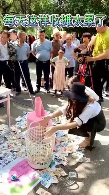 真能发财？2025摆摊致富秘籍大公开，内附血泪经验！