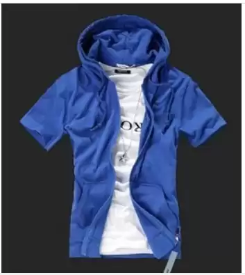 蓝色衣服搭配裤子秘籍让你穿出时尚范儿